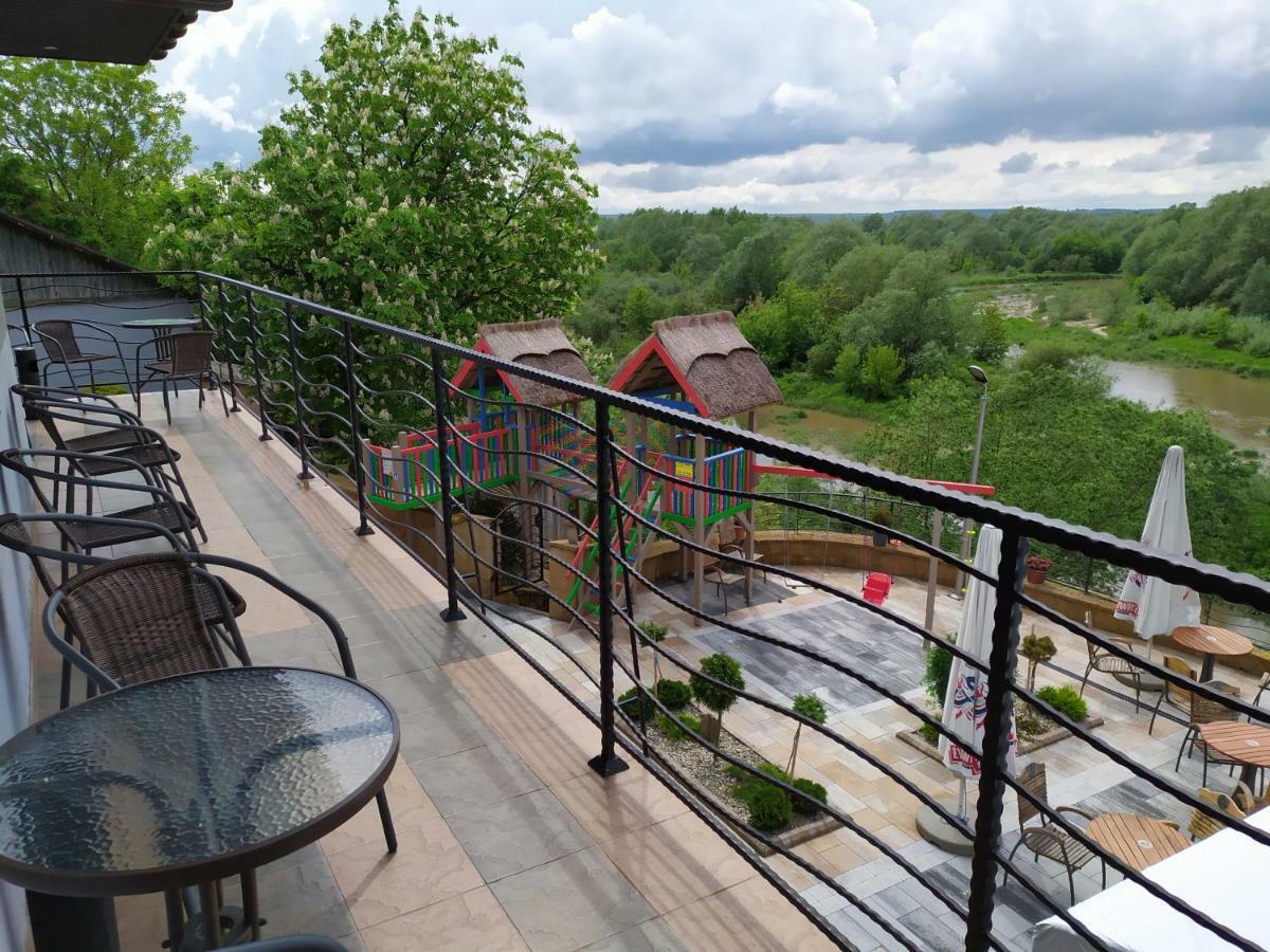 Hotel Bursztynowy Jozefow na Wisla Exterior foto
